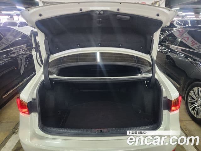 Lexus New IS300 Supreme, 2018 16