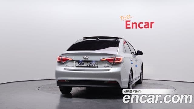 Hyundai LF Sonata гибрид Premium, 2015 4