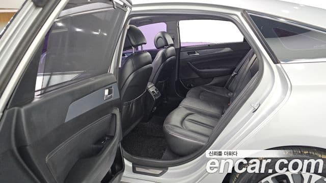 Hyundai LF Sonata гибрид Premium, 2015 12