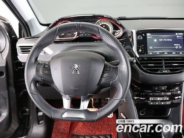 Peugeot 2008 1.5 BlueHDi GT Line, 2019 6