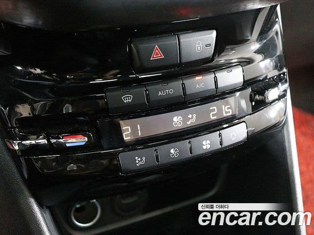 Peugeot 2008 1.5 BlueHDi GT Line, 2019 13