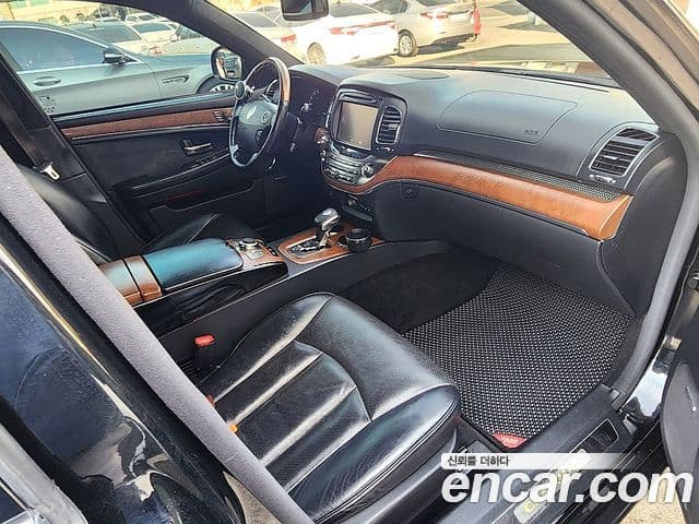 KG모빌리티(SsangYong) 뉴체어맨 W VIP, 2014 16