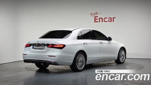 Mercedes-Benz E-класс W213 Exclusive, 2022 2