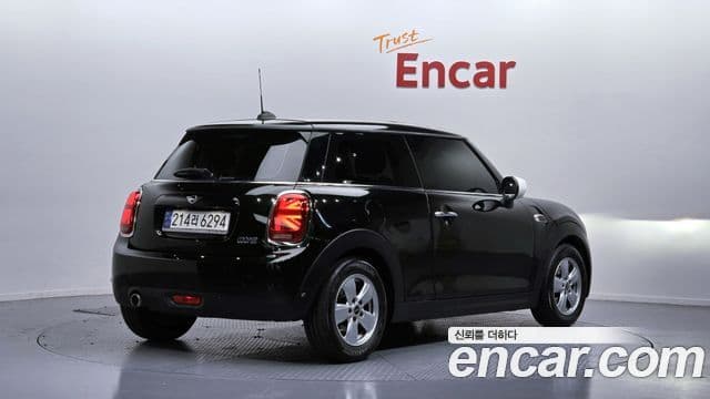 Mini Cooper 3세대, 2021 2