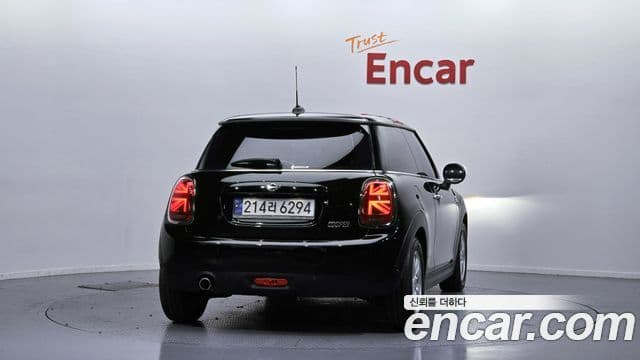 Mini Cooper 3세대, 2021 4