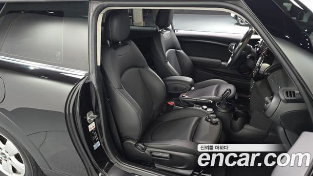 Mini Cooper 3세대, 2021 10