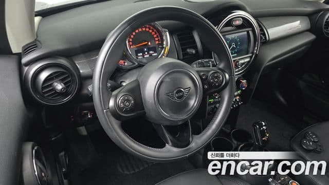 Mini Cooper 3세대, 2021 13