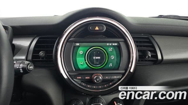 Mini Cooper 3세대, 2021 15