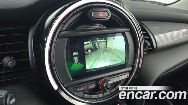 Mini Cooper 3세대, 2021 17