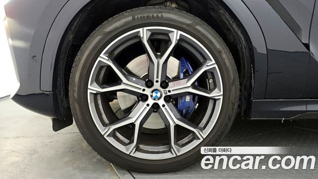 BMW X6 (G06) xDrive40i M Sport, 2021 все фото