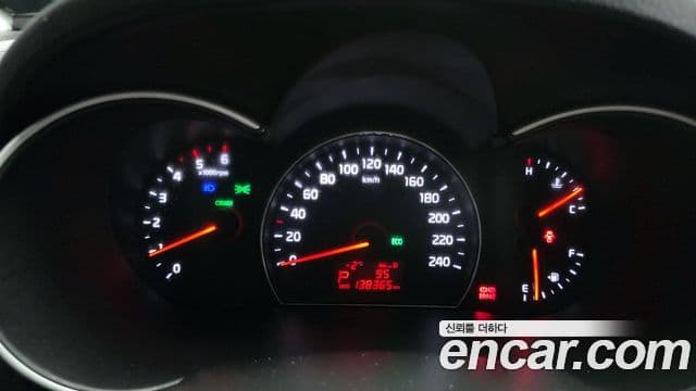 Kia New Sorento R TLX, 2013 8