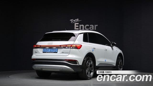 Audi Q4 e-Tron (F4) Premium, 2022 2