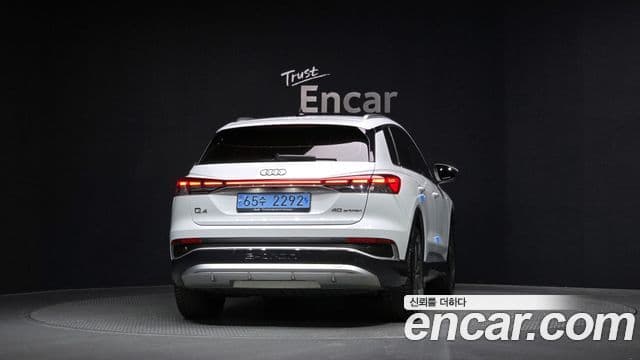 Audi Q4 e-Tron (F4) Premium, 2022 4