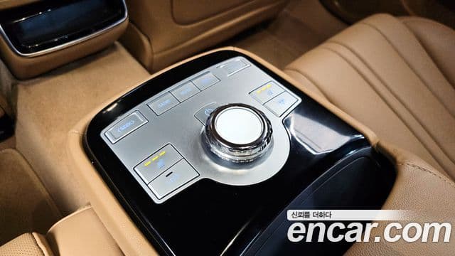 Genesis G80 (RG3) бензин 2.5 турбо AWD, 2025 19