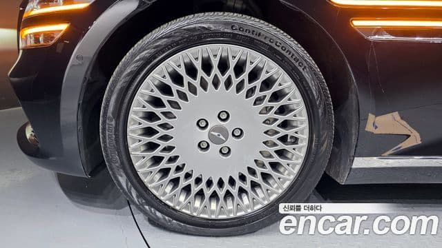 Genesis G80 (RG3) бензин 3.5 турбо AWD, 2023 все фото