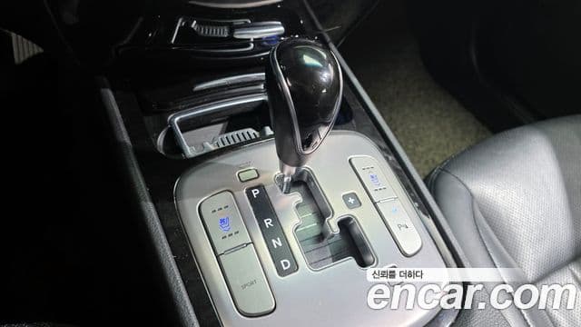 Hyundai Genesis Special, 2013 9