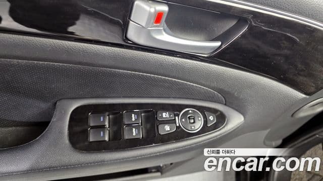 Hyundai Genesis Special, 2013 14