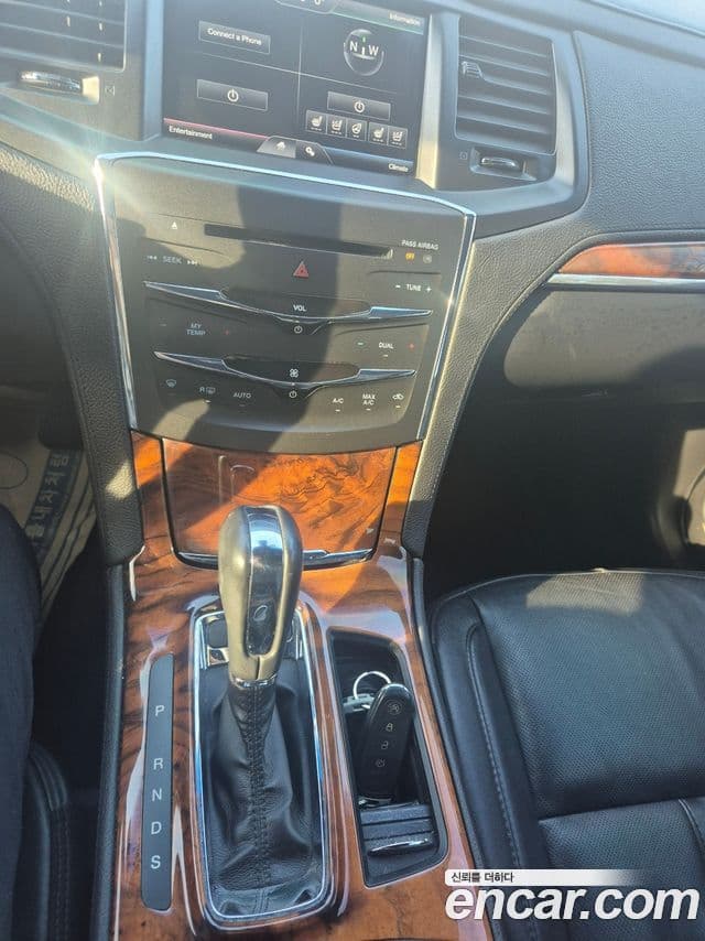 Lincoln New MKS, 2015 11