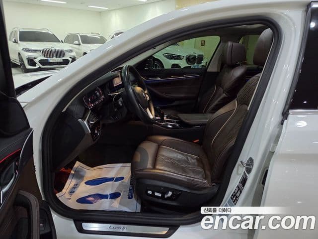 BMW 5시리즈 (G30) Luxury, 2022 6