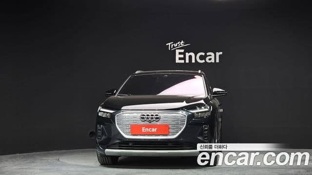 Audi Q4 e-Tron (F4), 2025 3