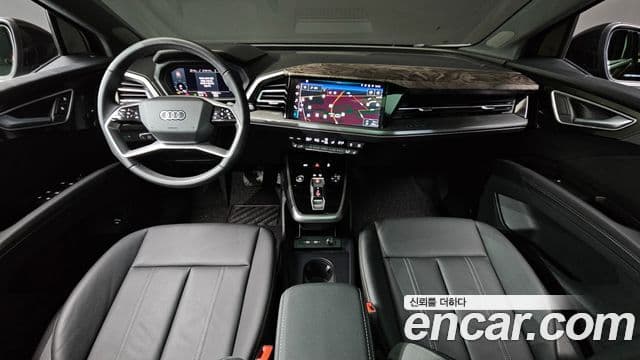 Audi Q4 e-Tron (F4), 2025 7