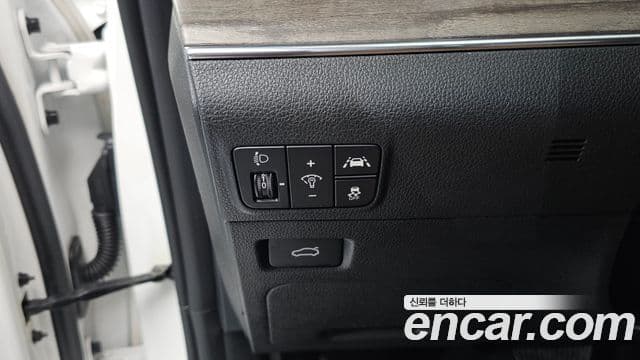 Kia K5 3세대 Signature, 2020 13