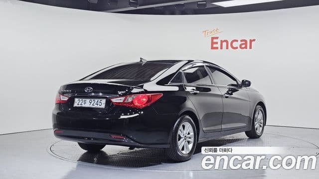 Hyundai YF Sonata LPI top, 2011 2