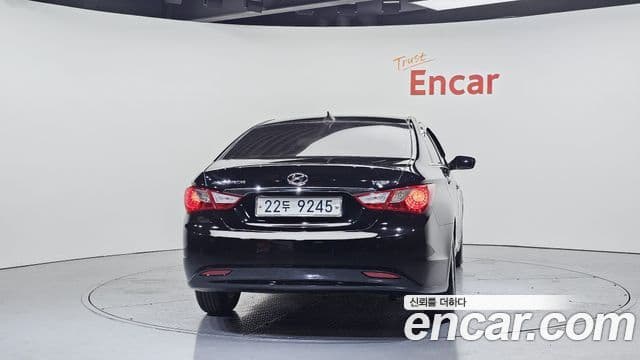 Hyundai YF Sonata LPI top, 2011 4