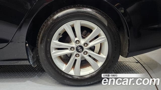 Hyundai YF Sonata LPI top, 2011 все фото