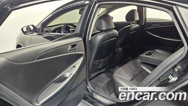 Hyundai YF Sonata LPI top, 2011 11