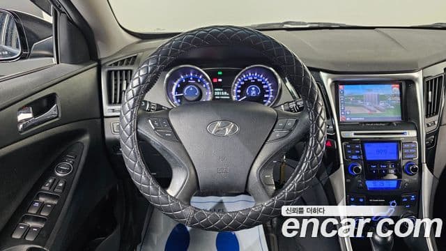 Hyundai YF Sonata LPI top, 2011 15