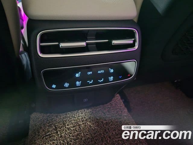 Genesis GV70, 2025 12