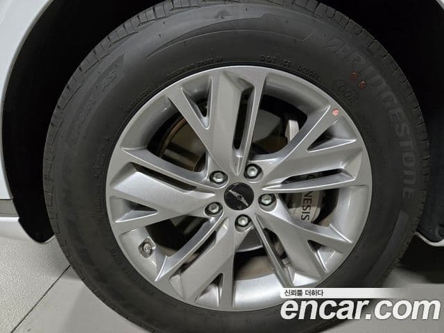 Genesis GV70, 2025 15