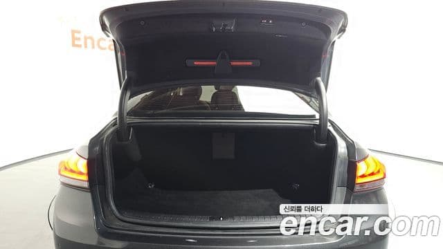 Genesis G80 Premium Luxury, 2017 20