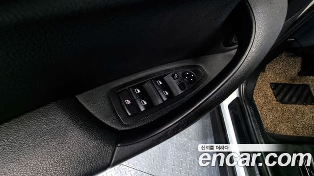 BMW X1 (F48), 2017 16