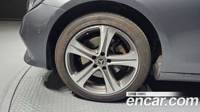 Mercedes-Benz E-класс W213 Avantgarde, 2019 все фото