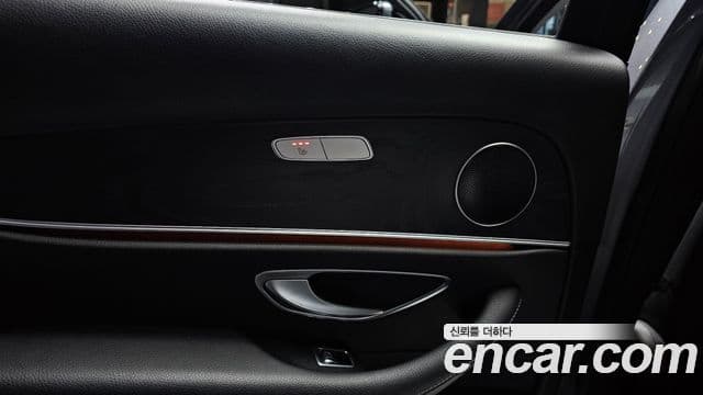 Mercedes-Benz E-класс W213 Avantgarde, 2019 18