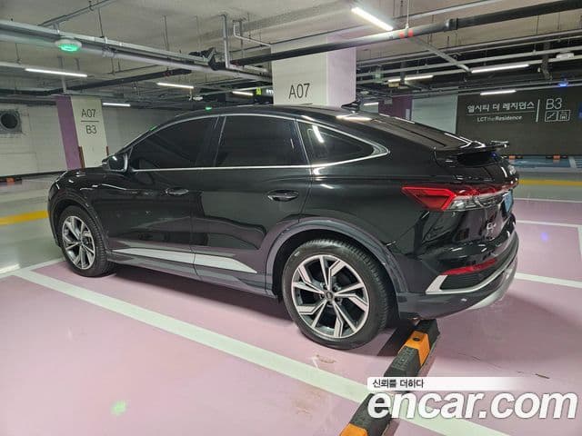 Audi Q4 e-Tron (F4) 40 Premium Sportback, 2022 все фото