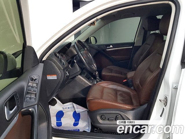 Volkswagen New Tiguan 5N, 2015 8