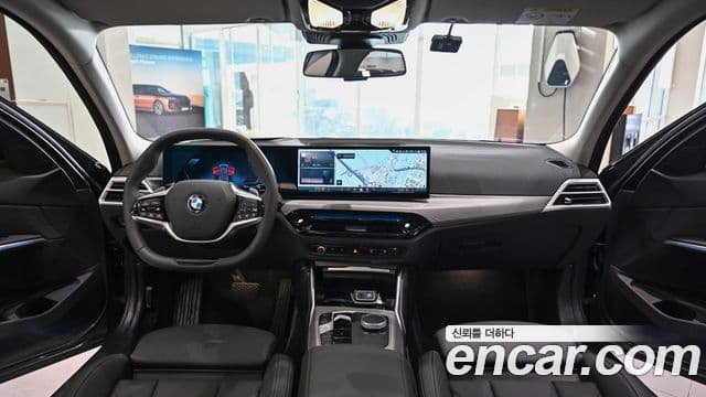 BMW 3시리즈 (G20), 2025 8