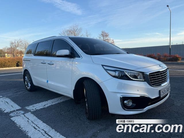 Kia All New Carnival Prestige, 2017 3