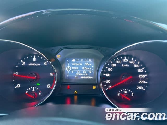 Kia All New Carnival Prestige, 2017 8