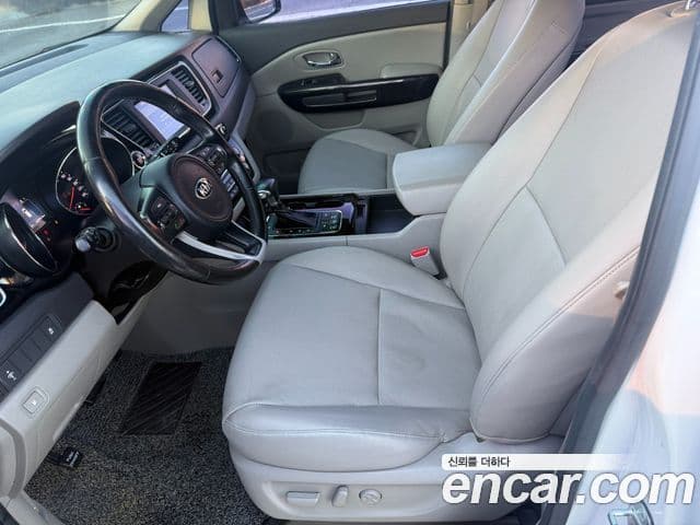 Kia All New Carnival Prestige, 2017 10