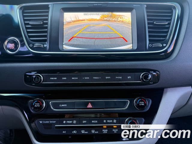 Kia All New Carnival Prestige, 2017 16