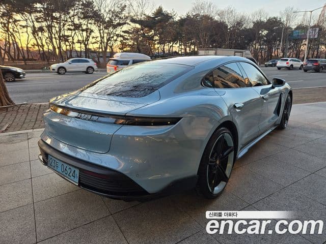 Porsche 타이칸 4S, 2021 2