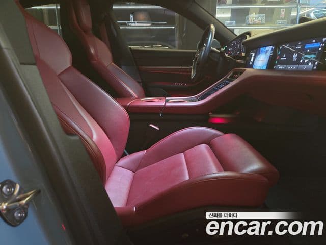Porsche 타이칸 4S, 2021 10