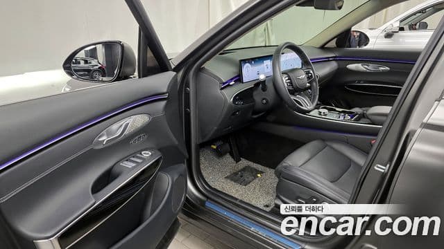 Genesis GV70, 2025 10