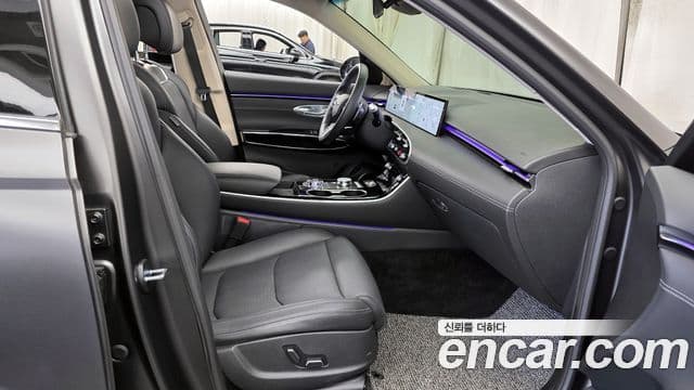 Genesis GV70, 2025 11