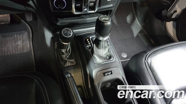 Jeep Wrangler (JL) 2.0 Overland 4도어 80th Anniversary Edition, 2021 9