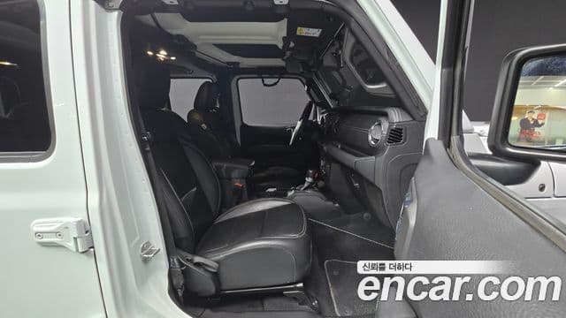 Jeep Wrangler (JL) 2.0 Overland 4도어 80th Anniversary Edition, 2021 11